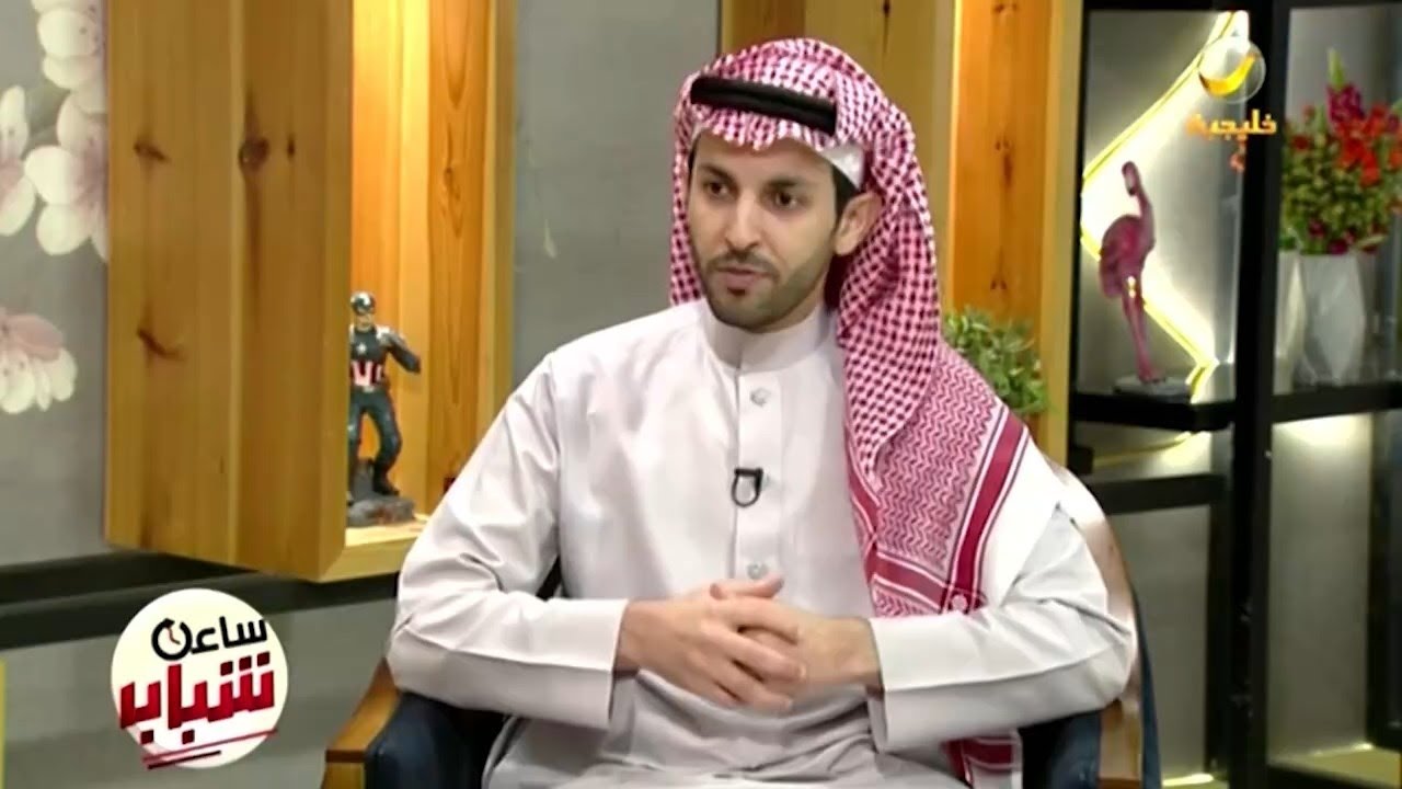 الشاعر عبدالله الأهدل في ضيافة ساعة شباب .. لماذا يواجه الشعر عزوفا من الشباب ؟