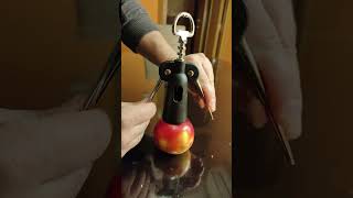 Can you really use corkscrew on apples  | Lifehack