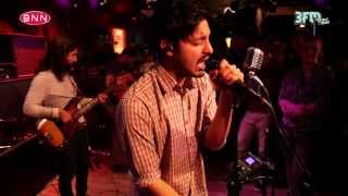 Video thumbnail of "Young The Giant - Cough Syrup (live @ BNN That's Live - 3FM)"