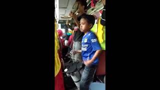 Download lagu Pengamen Bus Cilik Yang Lucu