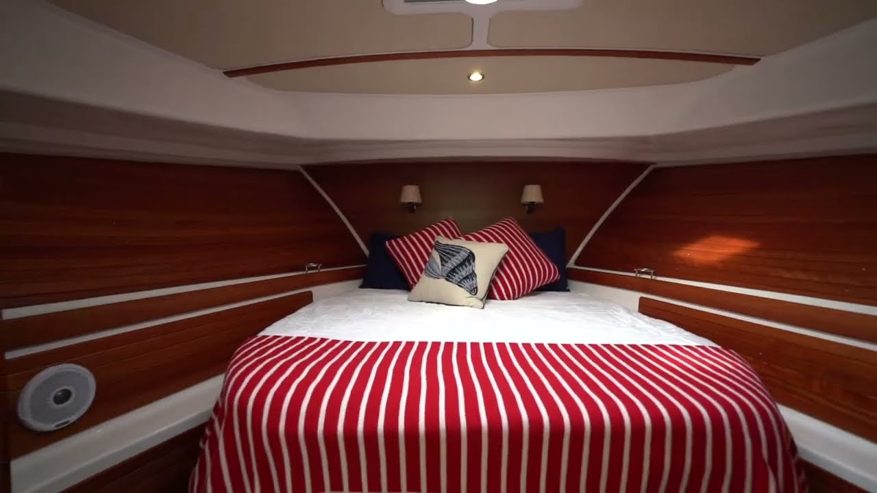 2018 Back Cove 37 'Small World'