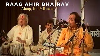 Raag Ahir Bhairav | Alaap Jod Jhaala | Pt Ronu Majumdar | Feat. Maestro Pt Kishan Maharaj ji