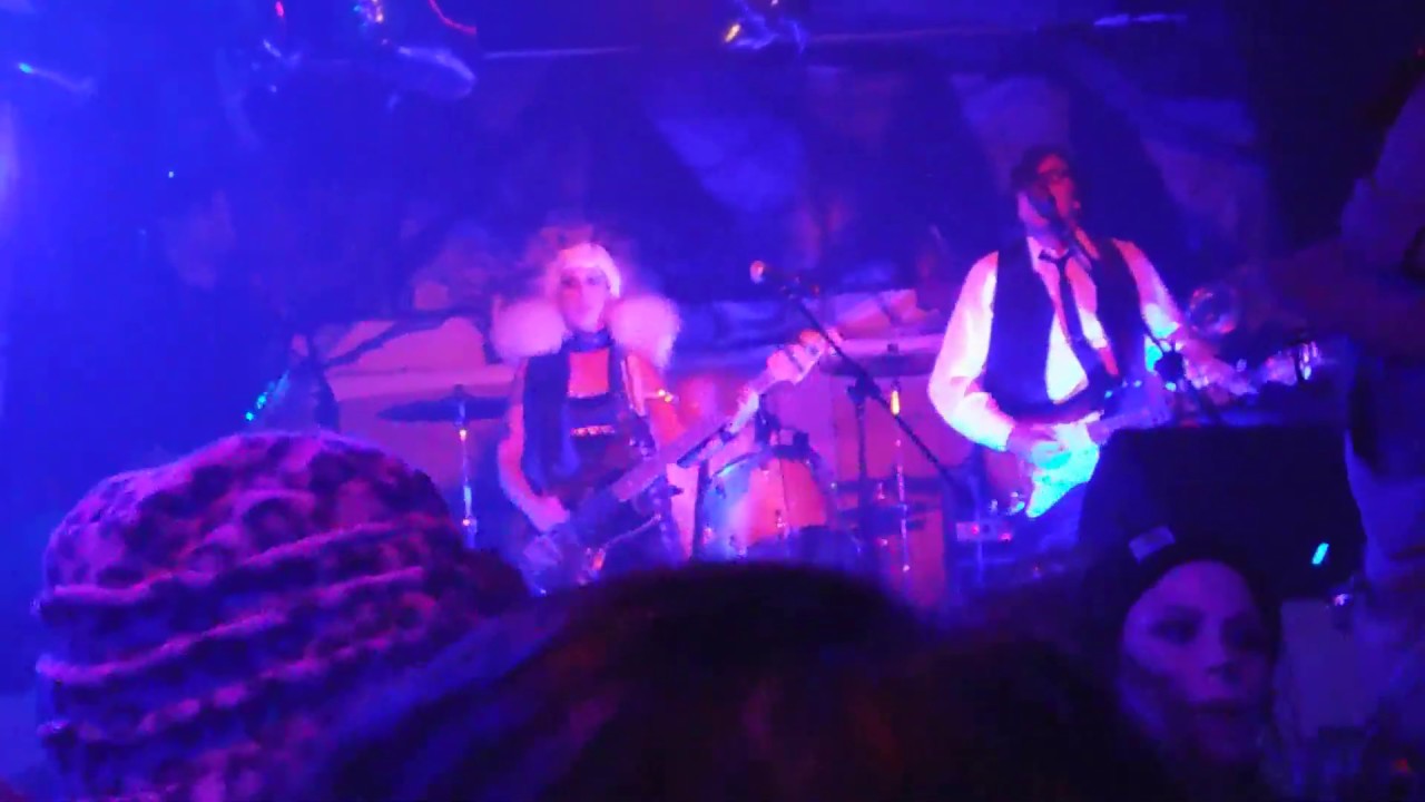 The Mission Creeps 2019 12 31 Bisbee AZ The Quarry