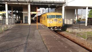 山陽本線  快速サンライナー117系E-05編成 鴨方駅を通過