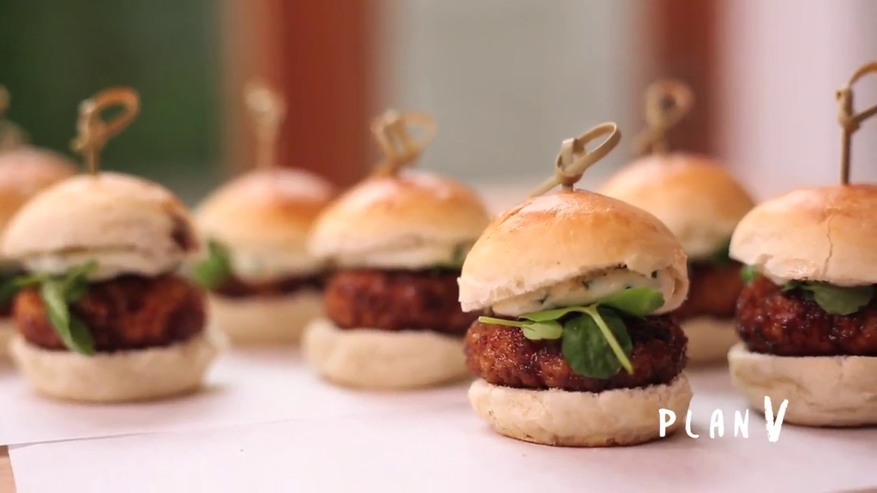 Micro hamburguesas de pollo glaseadas con miel - YouTube