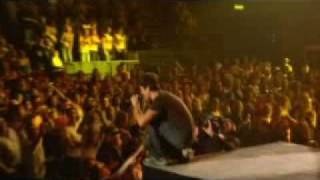 Enrique Iglesias - Rhythm Divine (live)