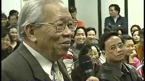 Thiền Sư Thích Nhất Hạnh vẫn đáp: "Có tâm linh hay không?Theo duy vật thì có duy tâm được không?"