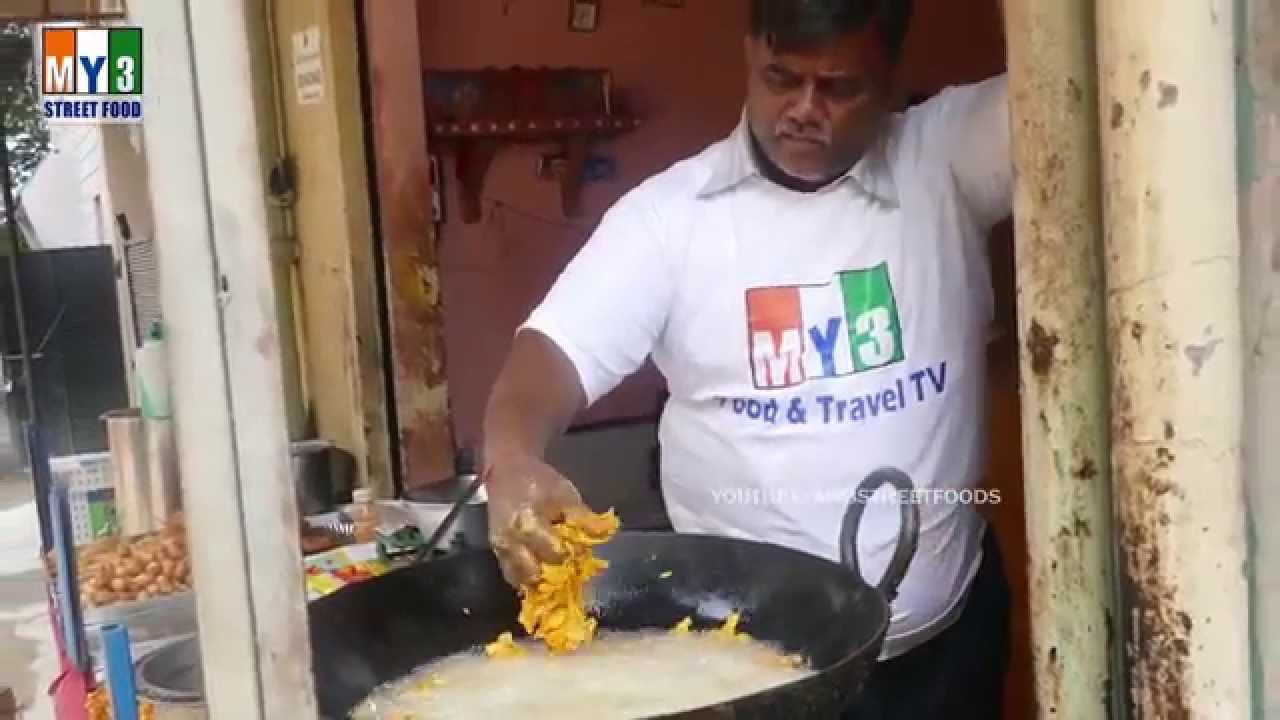 ONION PAKODA | ULLY PAKODI | PYAZ PAKORA | EVENING SNCAKS IN INIDA | 4K VIDEO street food | STREET FOOD