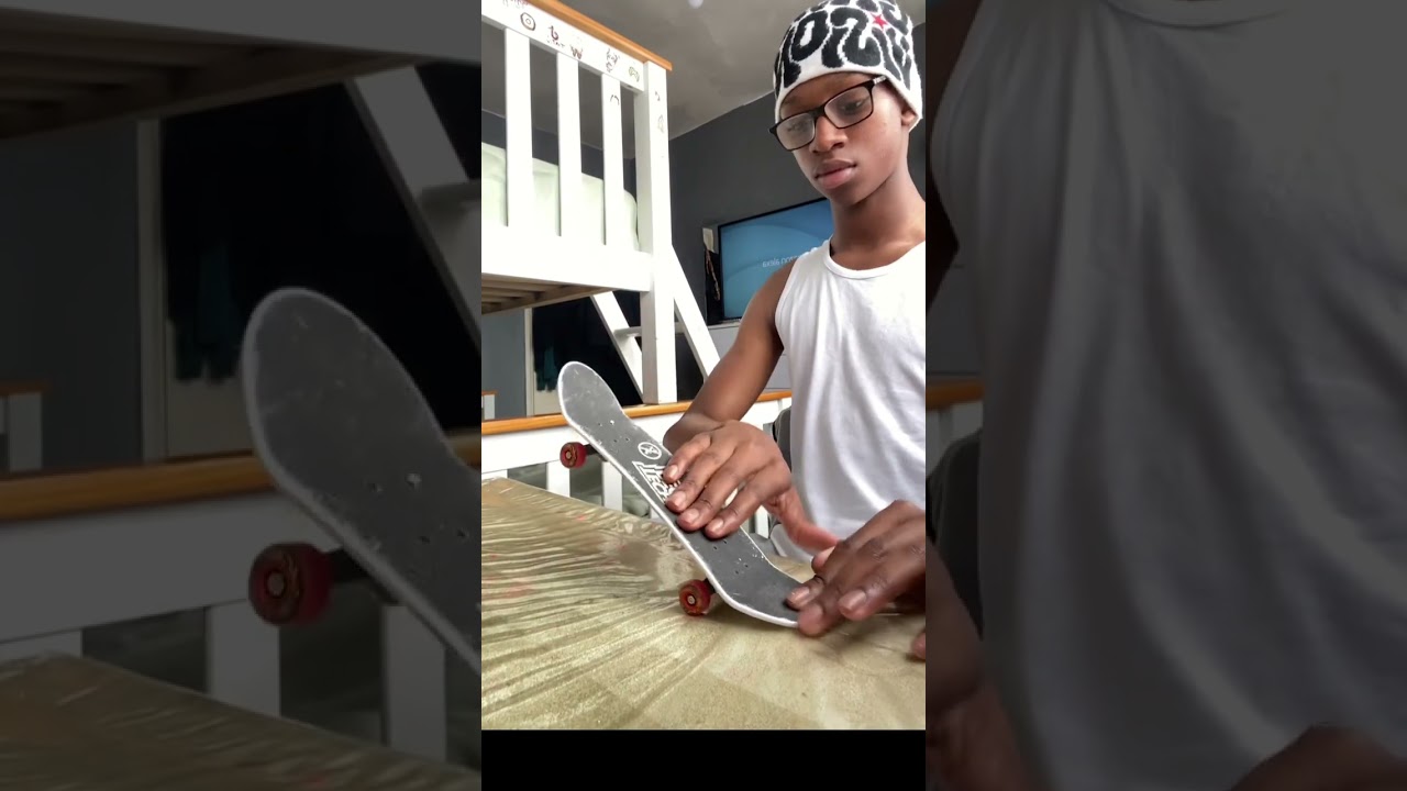 THE KICKFLIP HANDBOARD TUTORIAL 