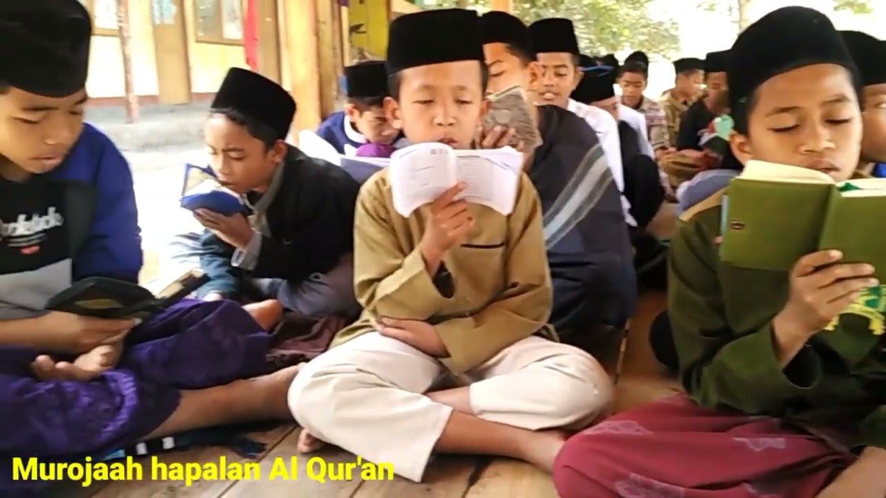 (Nostalgia) Aktifitas Santri Asrama Putra Raden Tuan Guru Bajang MTs. Mu'allimin NW Anjani