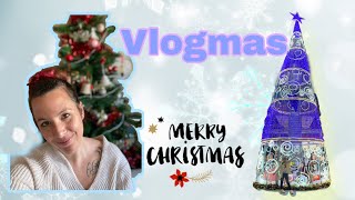 Vlogmas  Que empiece la Navidad/ Decoramos la casa/ Y nos sorprendemos con nieve falsa 🎄❄️