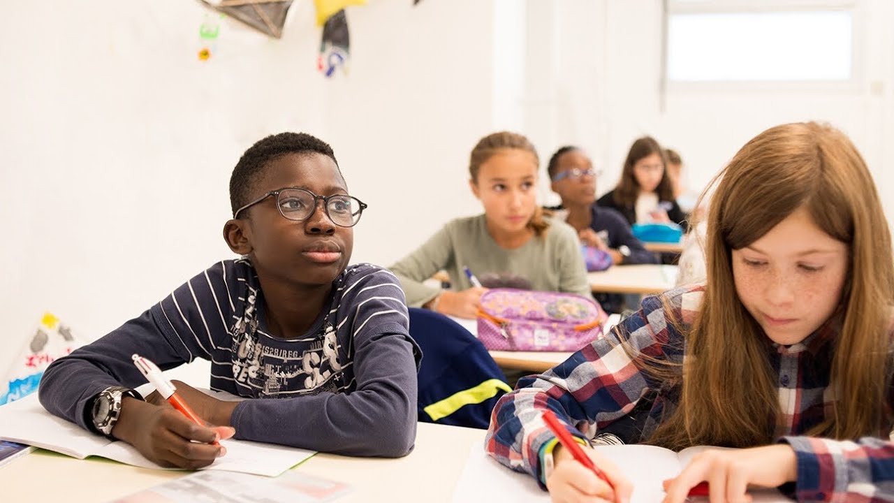 [REUPLOAD] VALEK VS MR DIRECTEUR qui fait insulter