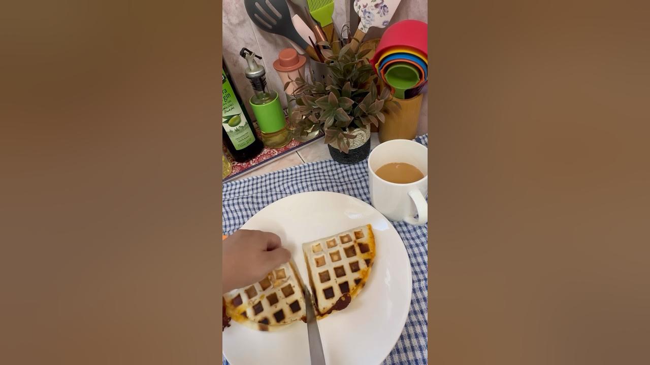 Breakfast Recipe quick sandwich in waffle maker Pakistani vlogger