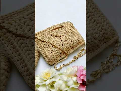 sandy bloom clutch.
