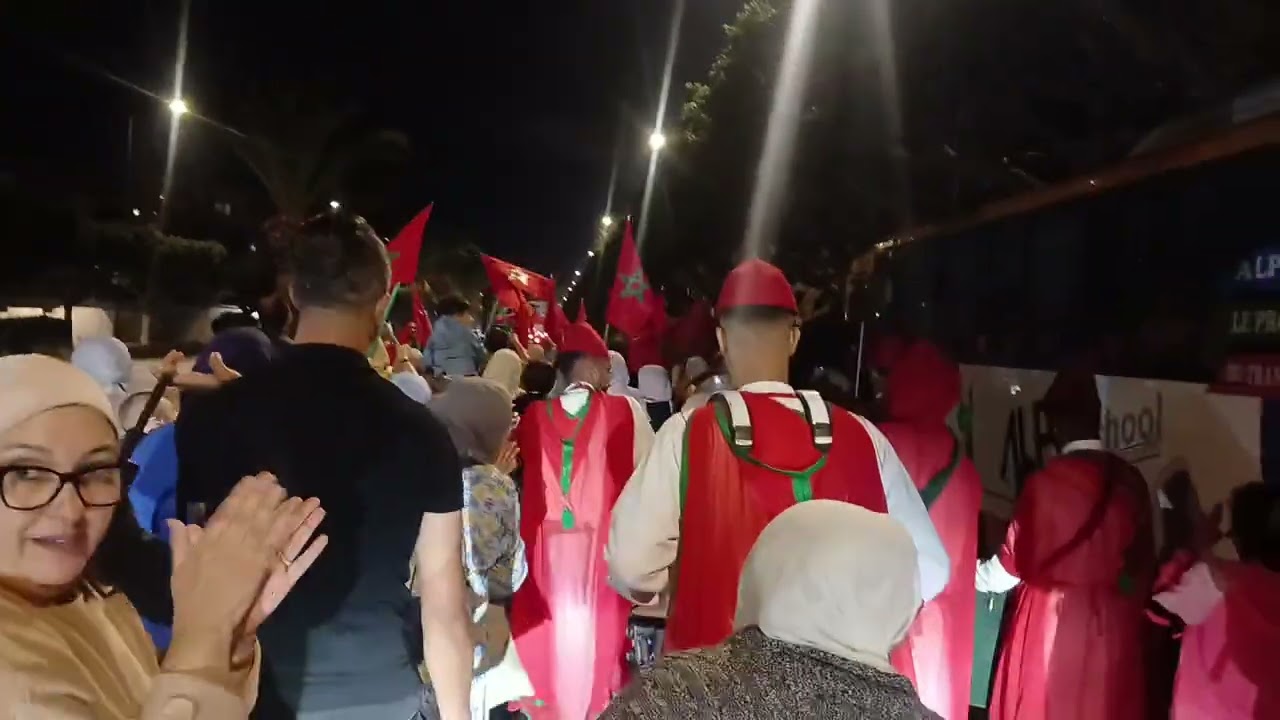 فرحة هستيرية بمدينة الدارالبيضاء بعد التصويت على قرأ ر الحكم الداتي بالامم المتحدة...