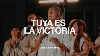 Video thumbnail of "Tuya Es La Victoria (En Vivo) - Genock Gabriel"