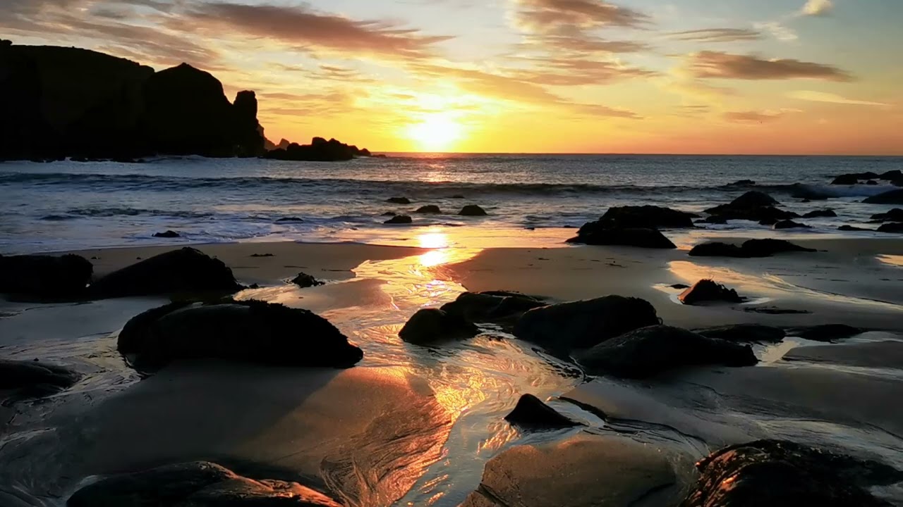 Unwind With Comforting Hebridean Sunset | Hebridean Minutes