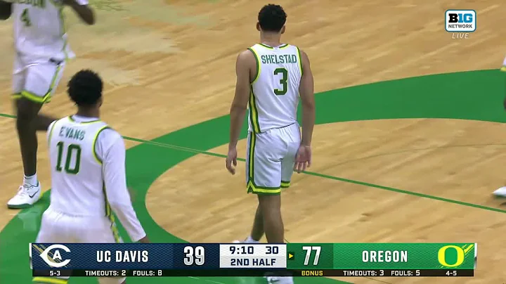 Jackson Shelstad Sinks the TRIPLE Off the Dribble vs. UC Davis | Oregon Basketball