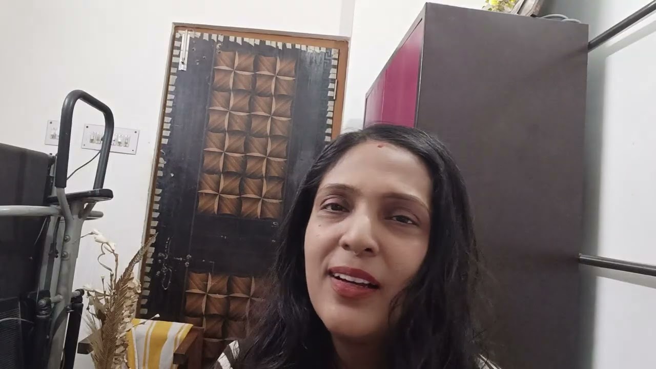 Love makes people blind, ভালোবাসায় মানুষ অন্ধ হয়ে যায় 