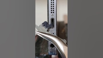 TEST: Cleaning iPhone charging Port with hot glue and compressed air ❌ #asmr #satisfying