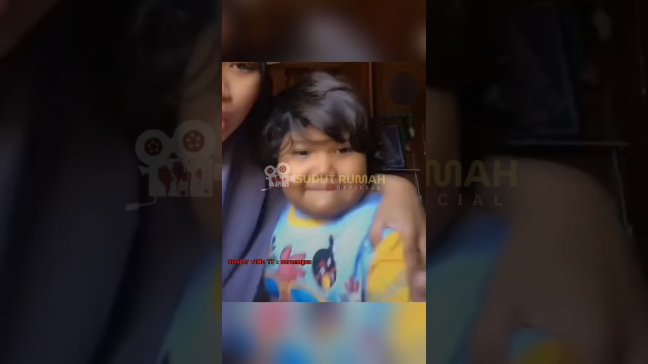 WANITA BERWAJAH PUCAT ITU SIAPA WOY😫 