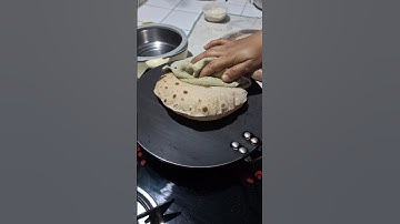 Roti belna or fulane ka sehi tarika #ytshorts #chapati #phulkatips #viralrotishort #trending #shorts