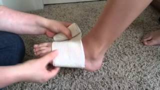 Applying a Figure 8 Elastic Bandage to an Ankle