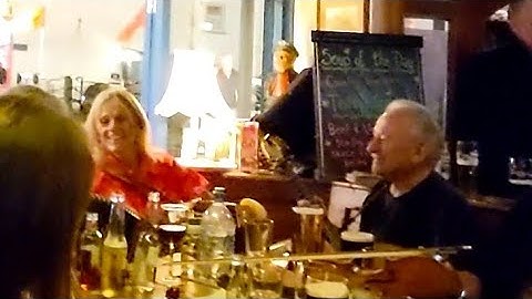 Donal Lunny , Sharon Shannon , Mirella Murray & Alan Kelly in a Trad Session 