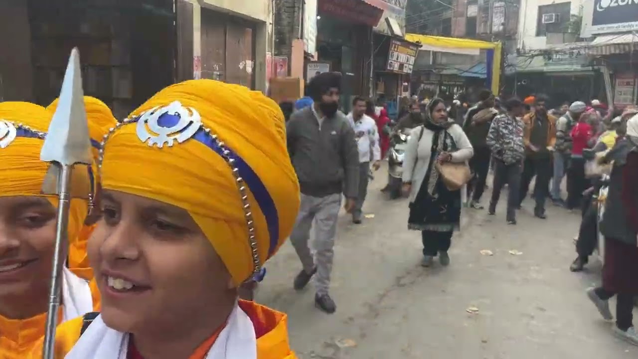 Nagar kirtan | DhanDhan shri Gobind Singh Sahib Ji | Parkash purab| sada parivar travelers 