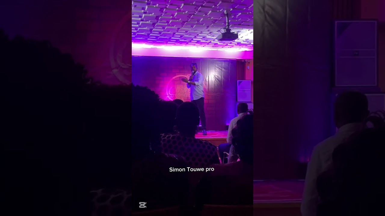 Sketch etre grand C’est difficile #lincompris #humour #standup #comedyclub 