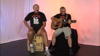 Brickflickan Britta - Mora Träsk - Sångbok-DVD