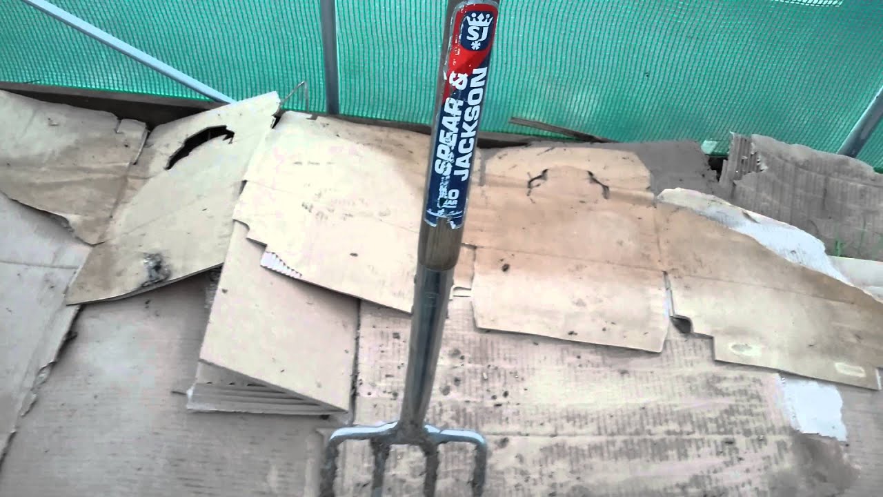 Spear and Jackson traditional 40 inch garden fork review. YouTube