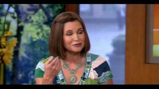 Tips for Planning a Beach Vacation on a Budget with Spokesperson Nicole Hockin