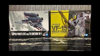 Bandai DX Chogokin VF-1S Valkyrie Roy Focker Special & Super Parts for TV Edition VF-1 Review