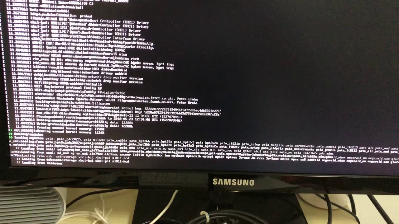 boot gentoo from usb disk - YouTube