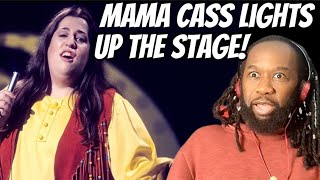 MAMAS AND PAPAS Words of love REACTION On the Ed Sullivan Show (Mama Cass just lights up the stage!