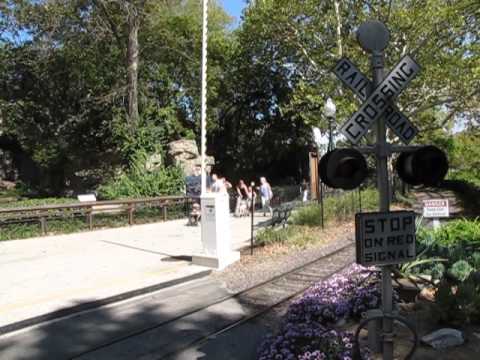 St. Louis Zoo Train Crossing - YouTube