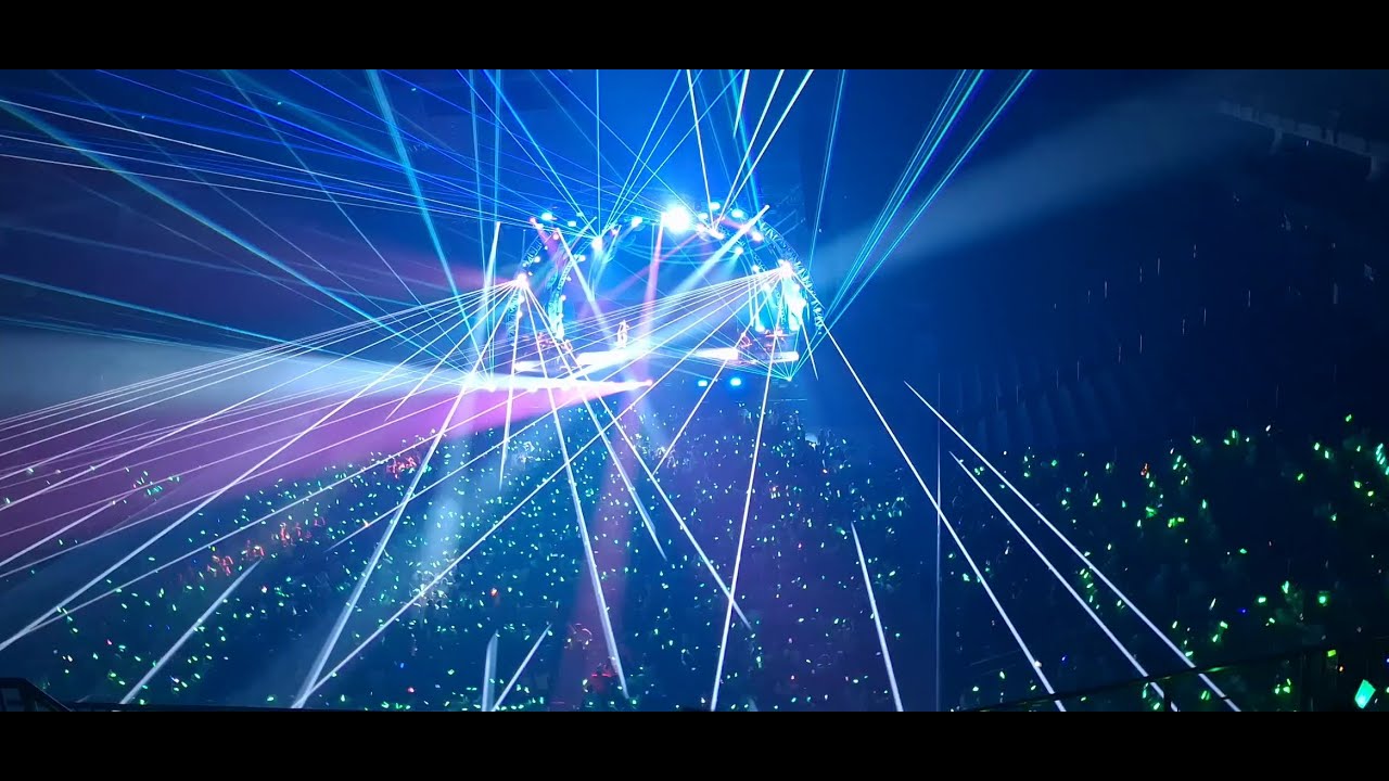 Miku Expo 2025 Asia - Manila (2025 11 17, live, upper box view)