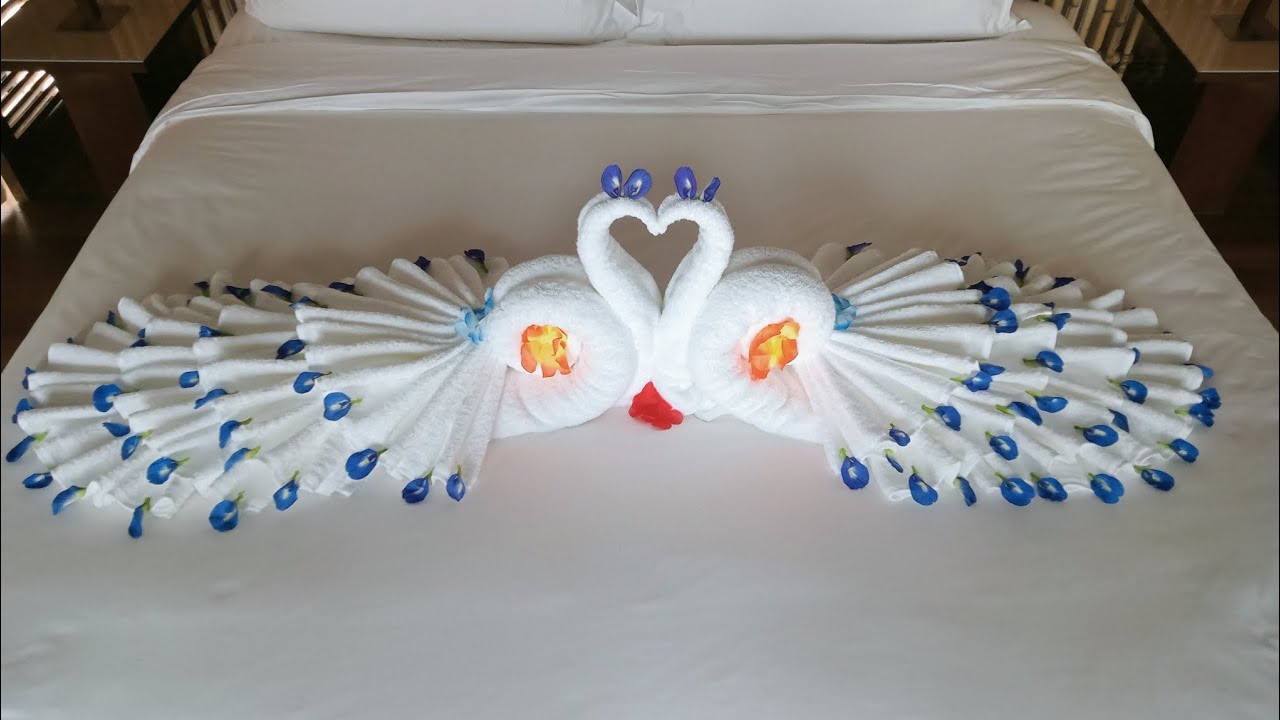 Towel folding peacock|| bed decoration hotel||housekeeping towel art||RB LOVE#viralvideo#youtube