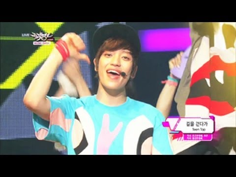 TEEN TOP (+) 길을 걷다가