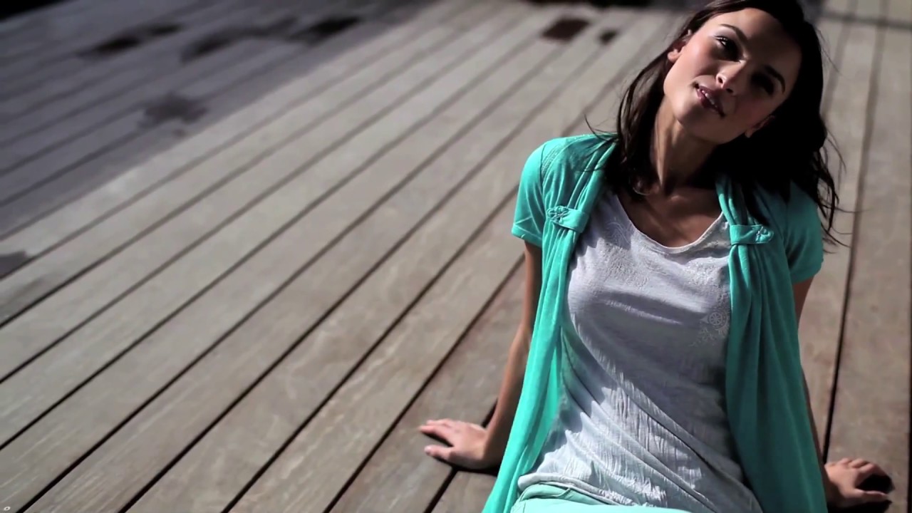LMV LA MODE EST A VOUS LES ESSENTIELS ETE14 - YouTube
