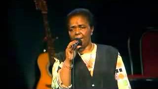 Cesaria Evora, Sodade (subtítulos en español) chords