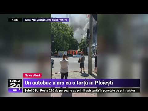 VIDEO Un autobuz a ars într-o stație de transport în comun din Ploiești