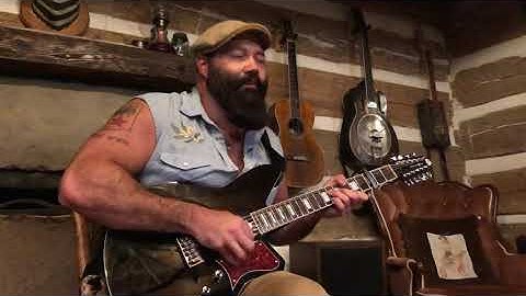 12 string improvisation for a lazy Sunday.