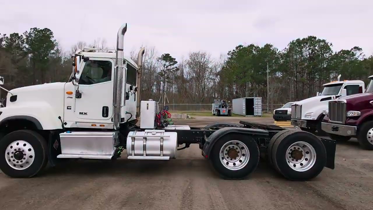2020 INTERNATIONAL HX515 DAY CAB ROAD TRACTOR 124654
