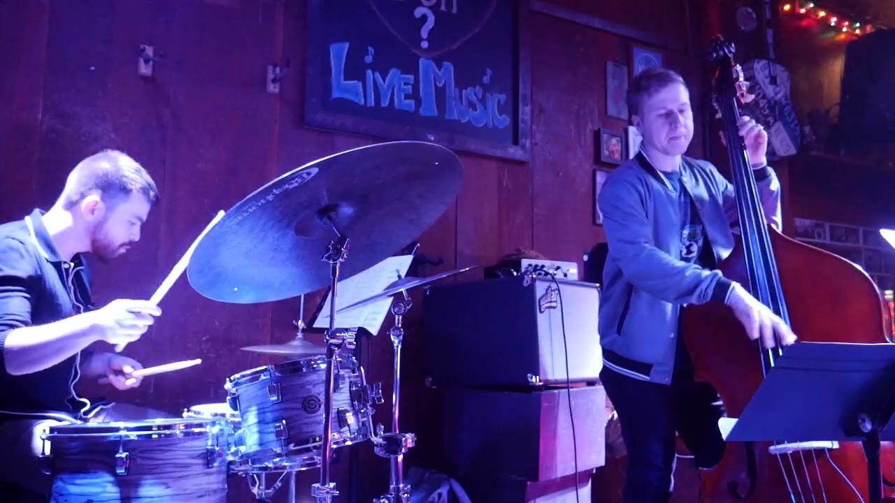 Will Strickler, Matthiessen Nisch Quan, Ben Maloney live @ Dick's Den