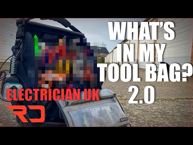 WHAT'S IN AN ELECTRICIANS TOOL BAG? 2.0 ELECTRICIAN UK BAG TOUR class=