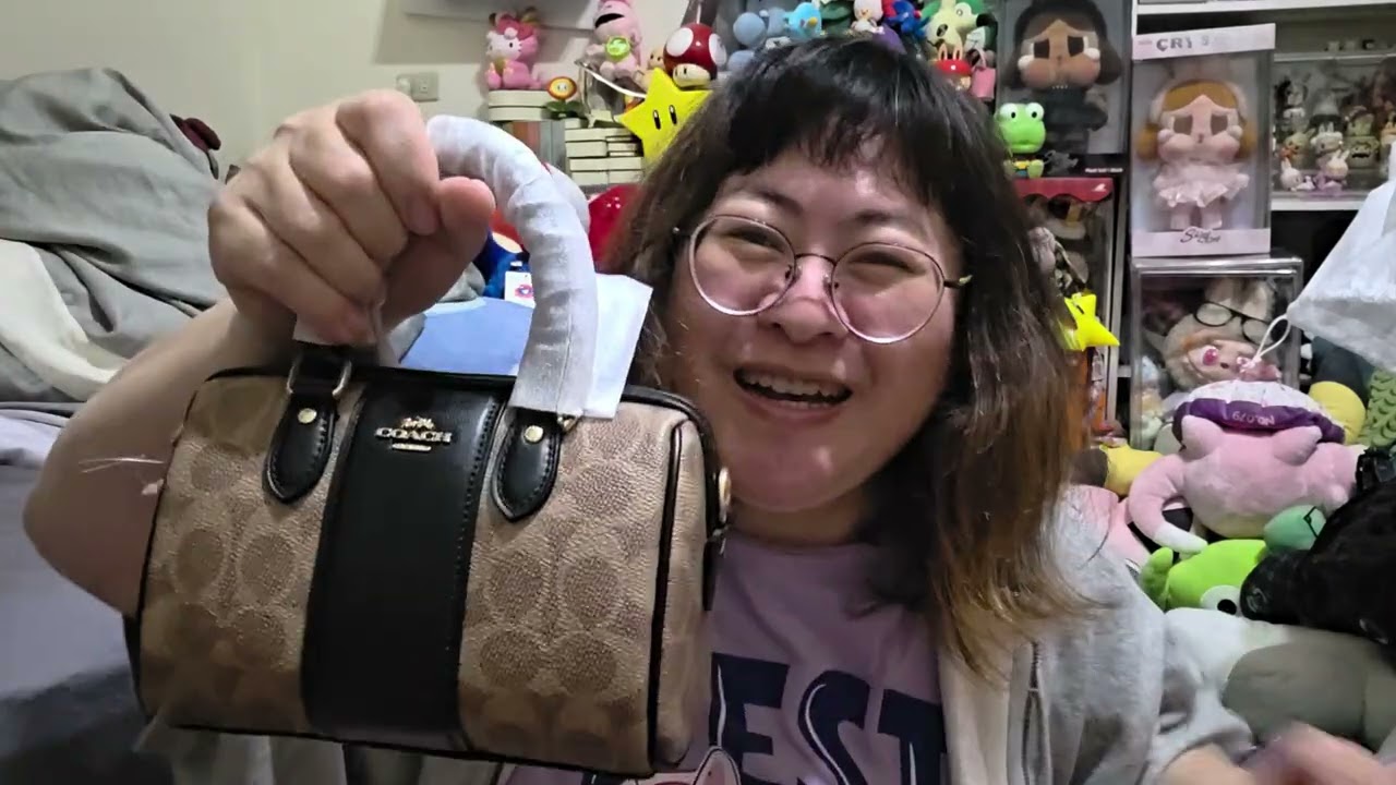 開箱原價超過8萬塊的coach 俄羅斯娃娃包包們😁