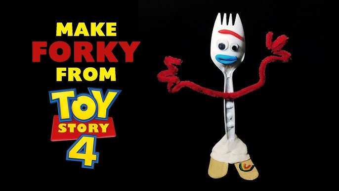 How a DIY Forky toy holds up against Disney's official action figure -  Polygon