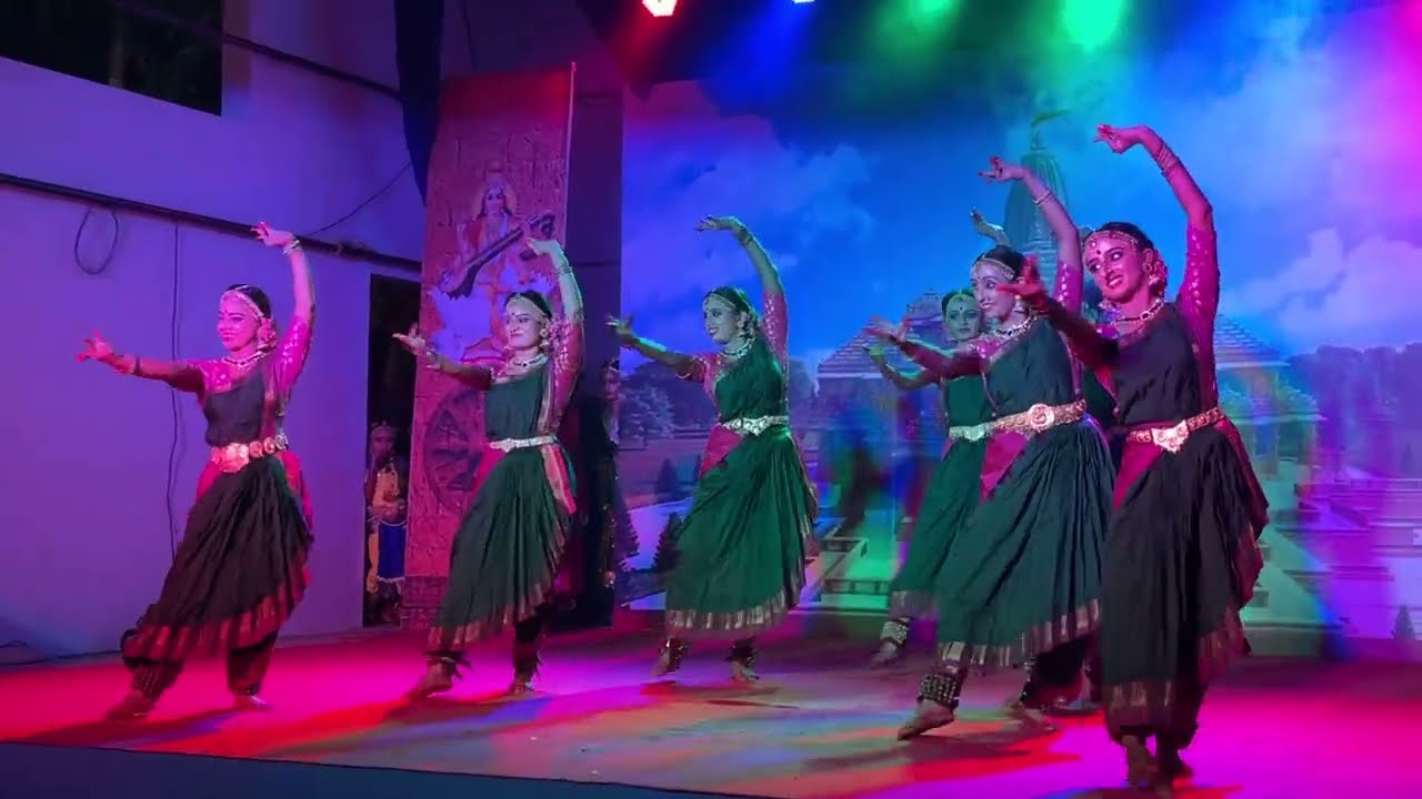 Neela Neela Malayude Mukalil  Ayyappa Devotional song  Bharathanatyam  Group Dance Ulsavam